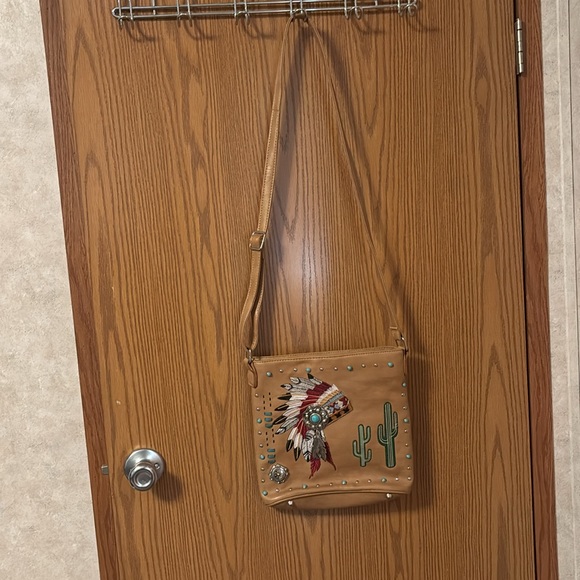 Purse - Picture 2 of 4